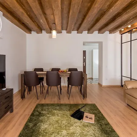 Aparthotel Casa Nicolae Luxury
